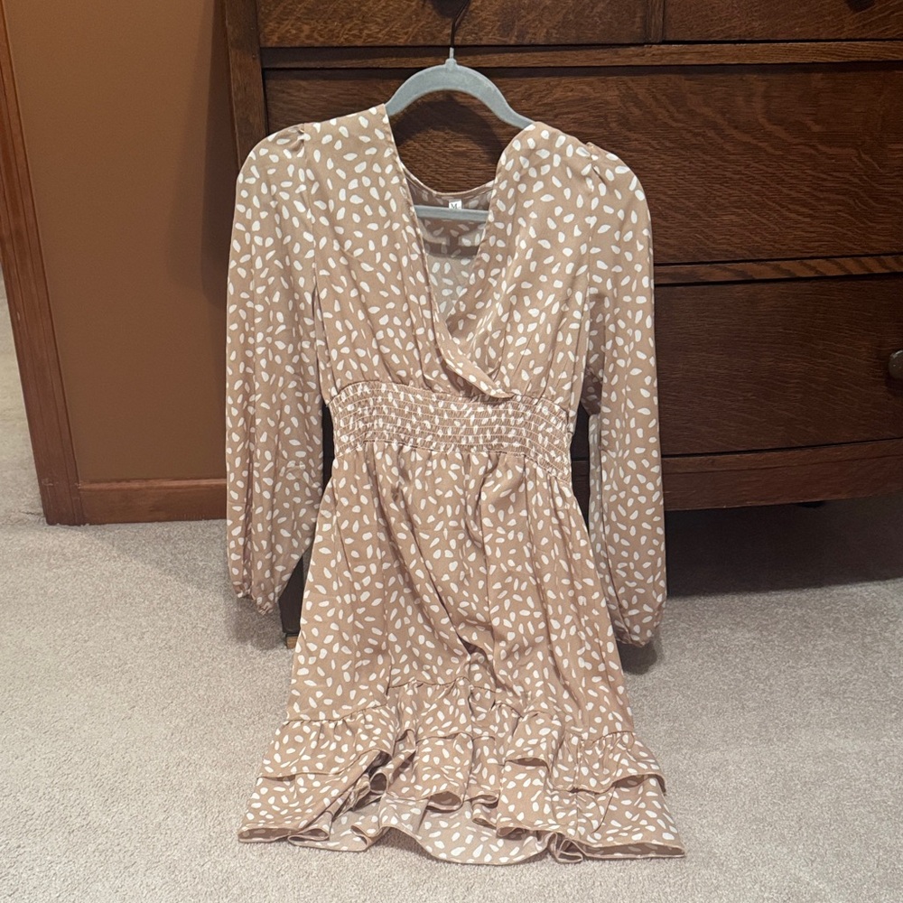 Women's Tan Printed Long-Sleeve Ruffle Dress